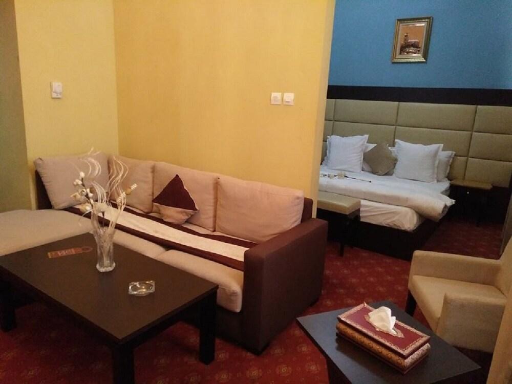 Hotel Les Zianides Tlemcen Εξωτερικό φωτογραφία